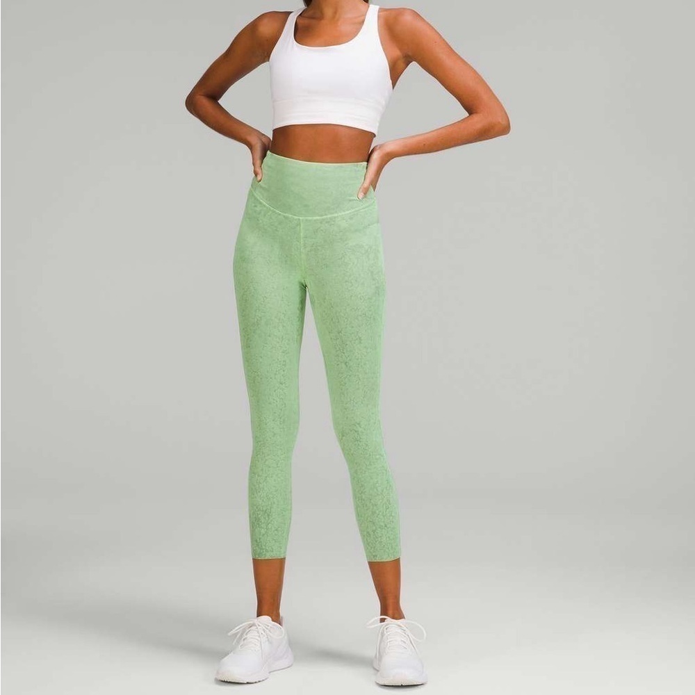 Lululemon Size 0 Base Pace High-Rise Tight 25” City Grit Green Multi Tie Dye NEW